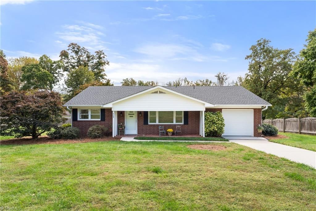 4380 Wesmar Drive, Pfafftown, NC 27040 Main Photo