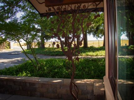 5880 Sunset Boulevard West, Roseville, CA 95747 Photo