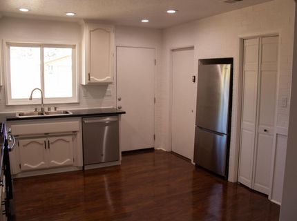 5880 Sunset Boulevard West, Roseville, CA 95747 Photo