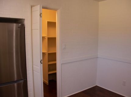 5880 Sunset Boulevard West, Roseville, CA 95747 Photo