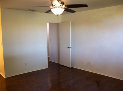 5880 Sunset Boulevard West, Roseville, CA 95747 Photo