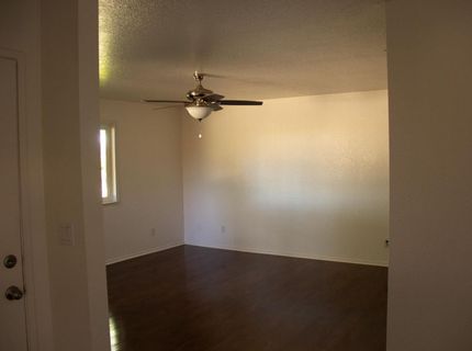 5880 Sunset Boulevard West, Roseville, CA 95747 Photo