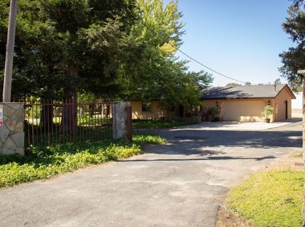 5880 Sunset Boulevard West, Roseville, CA 95747 Photo