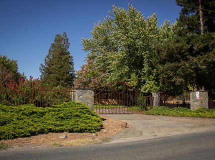 5880 Sunset Boulevard West, Roseville, CA 95747 Photo