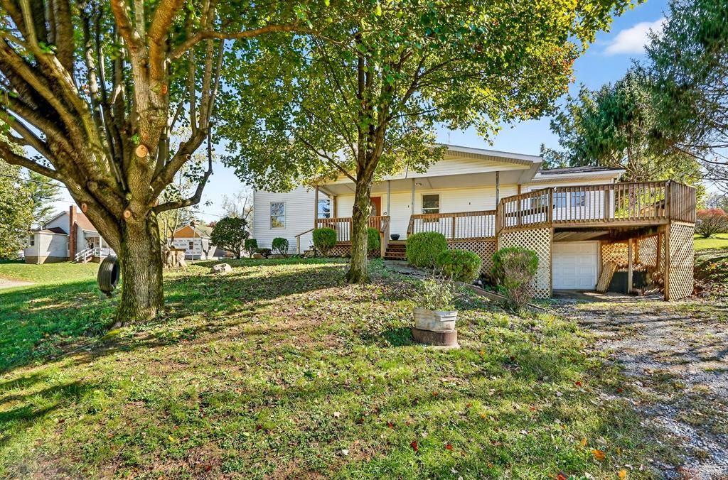 106 Jane Dr, McArthur, OH 45651 Main Photo