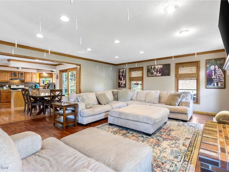 10424 Oviatt Lane, Twinsburg, OH 44087 Photo 11