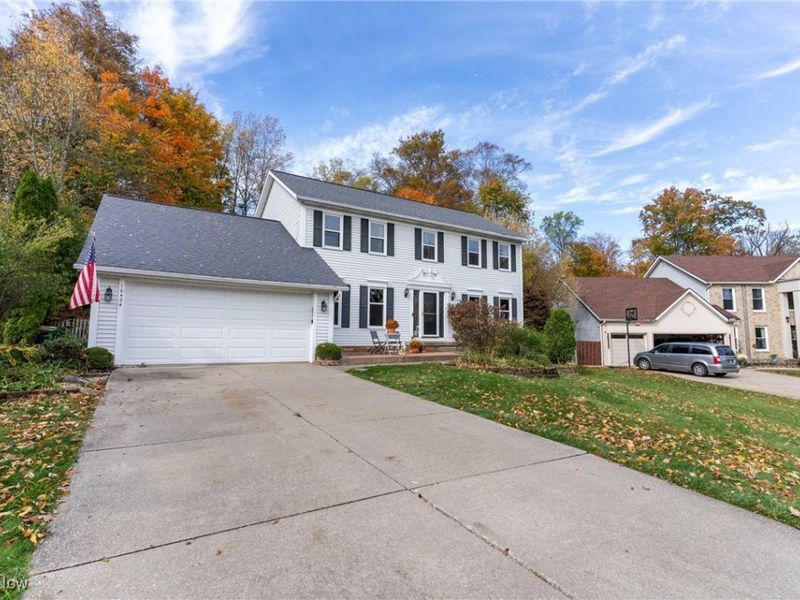 10424 Oviatt Lane, Twinsburg, OH 44087 Photo 2