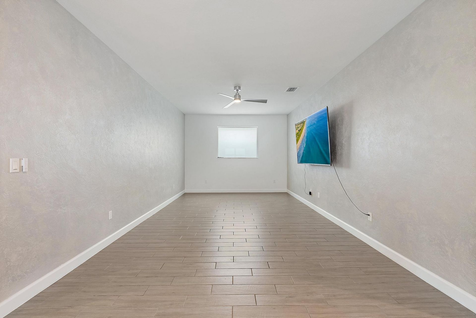 10616 Starling Way, West Palm Beach, FL 33412 Photo