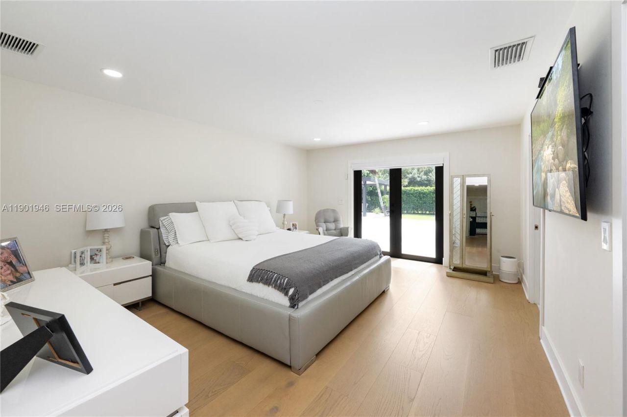 15110 N Saxon Cir, Southwest Ranches, FL 33331 Photo