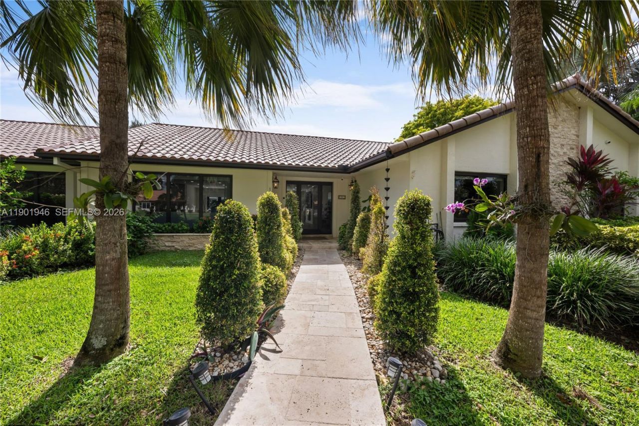 15110 N Saxon Cir, Southwest Ranches, FL 33331 Photo