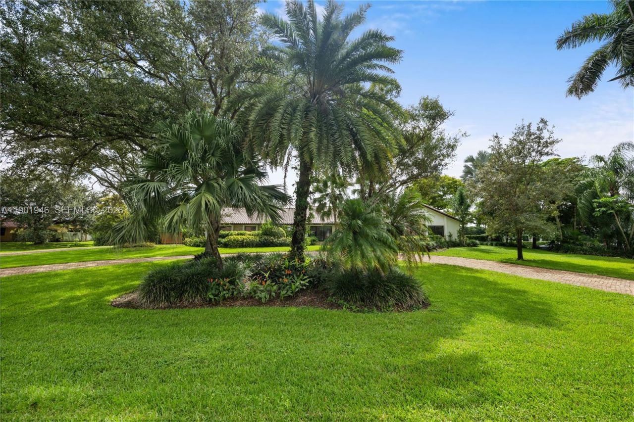 15110 N Saxon Cir, Southwest Ranches, FL 33331 Photo
