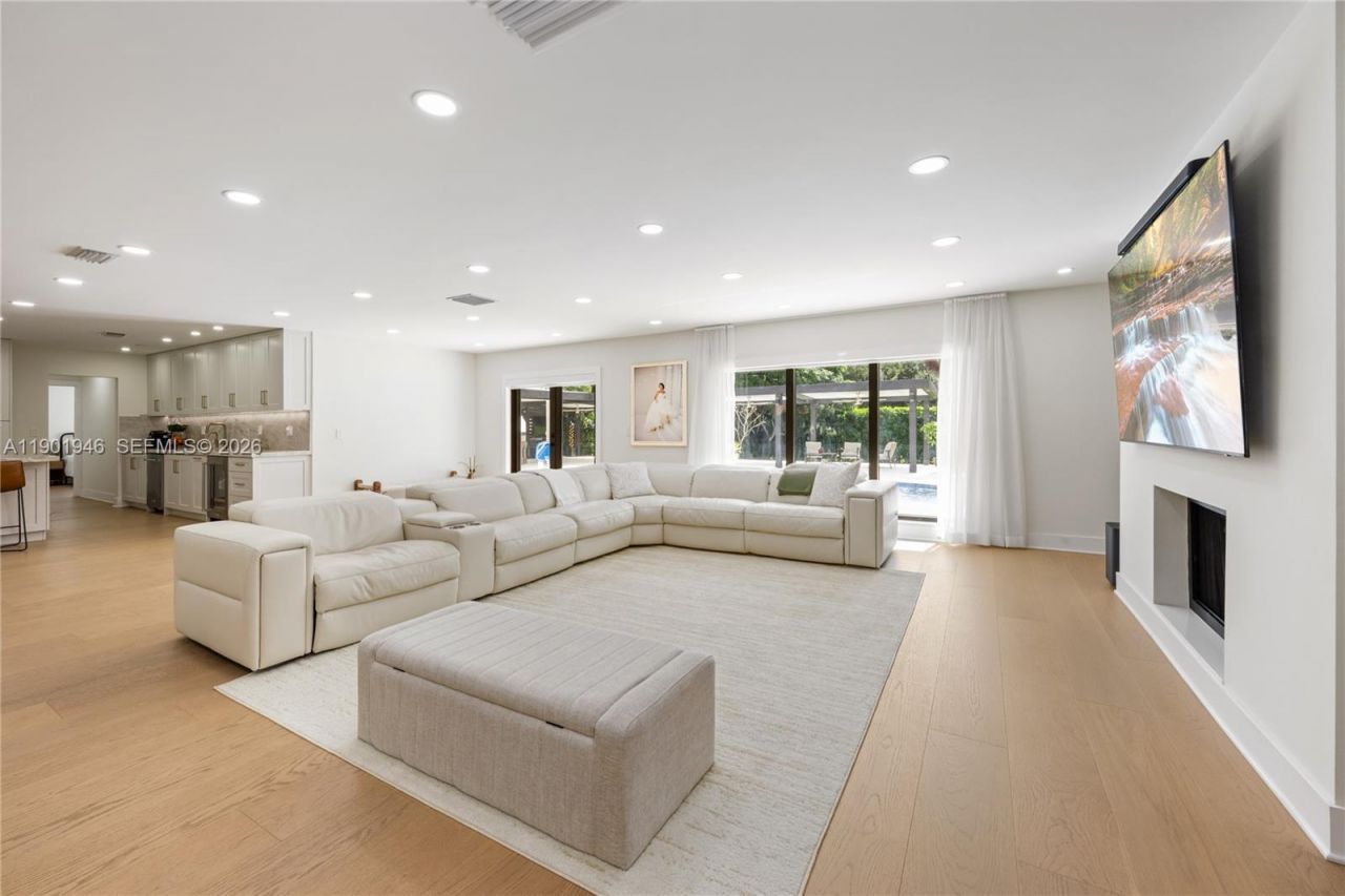 15110 N Saxon Cir, Southwest Ranches, FL 33331 Photo