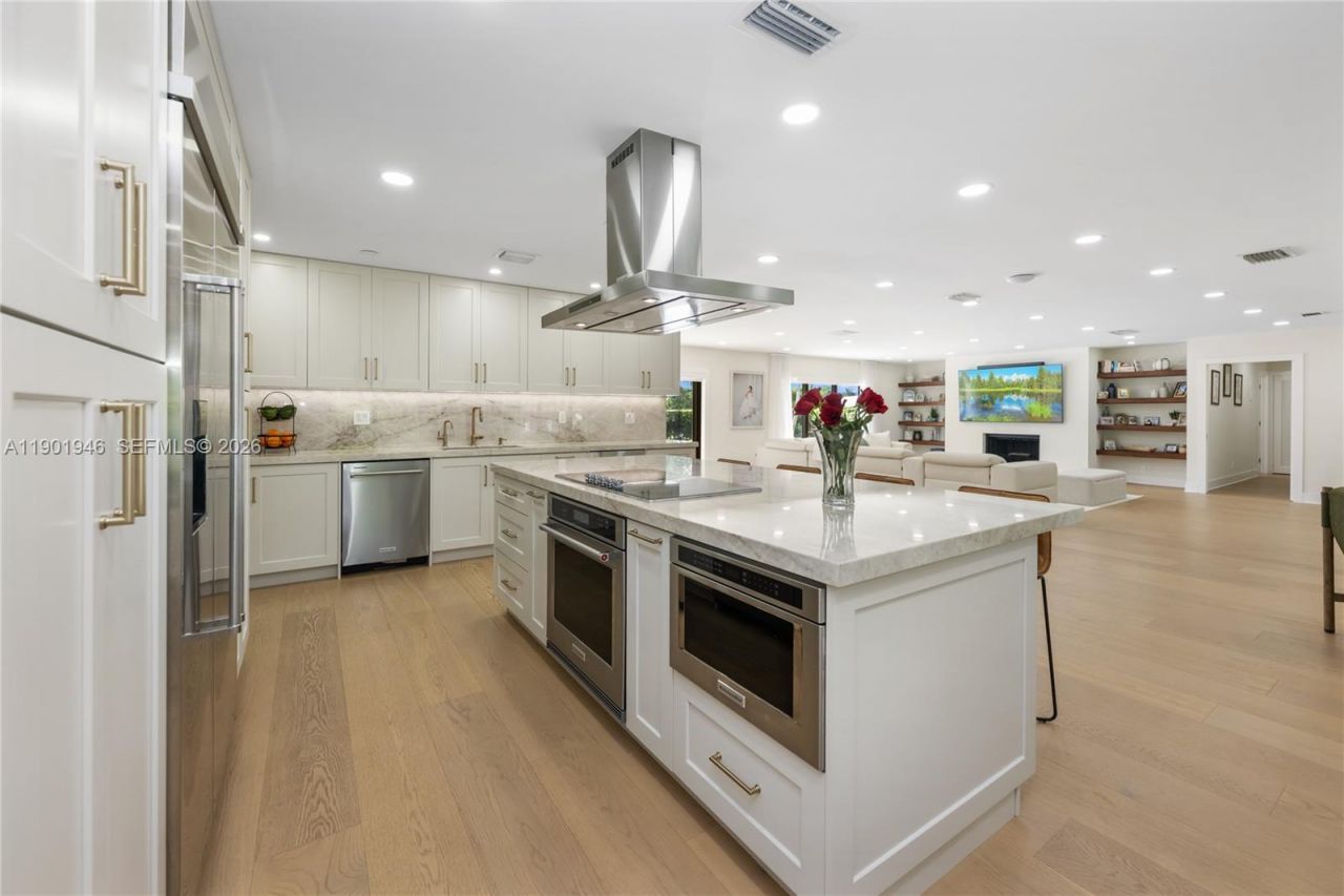 15110 N Saxon Cir, Southwest Ranches, FL 33331 Photo