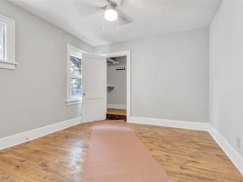 1554 E 221st Street, Euclid, OH 44117 Photo 8