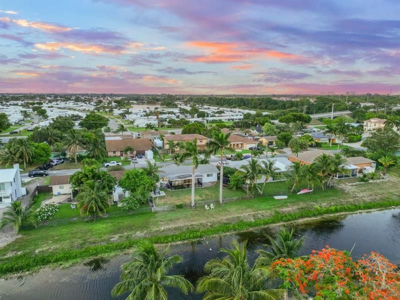 1034 SW 24th Ave, Boynton Beach, FL 33426 Photo