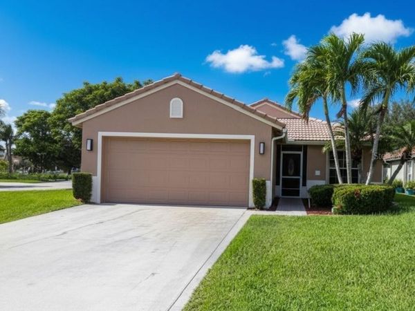 628 NW STANFORD LANE, PORT ST LUCIE, FL 34983