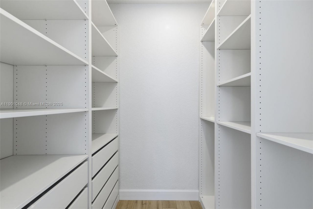 623 NE 11th Ave, Fort Lauderdale, FL 33304 Photo