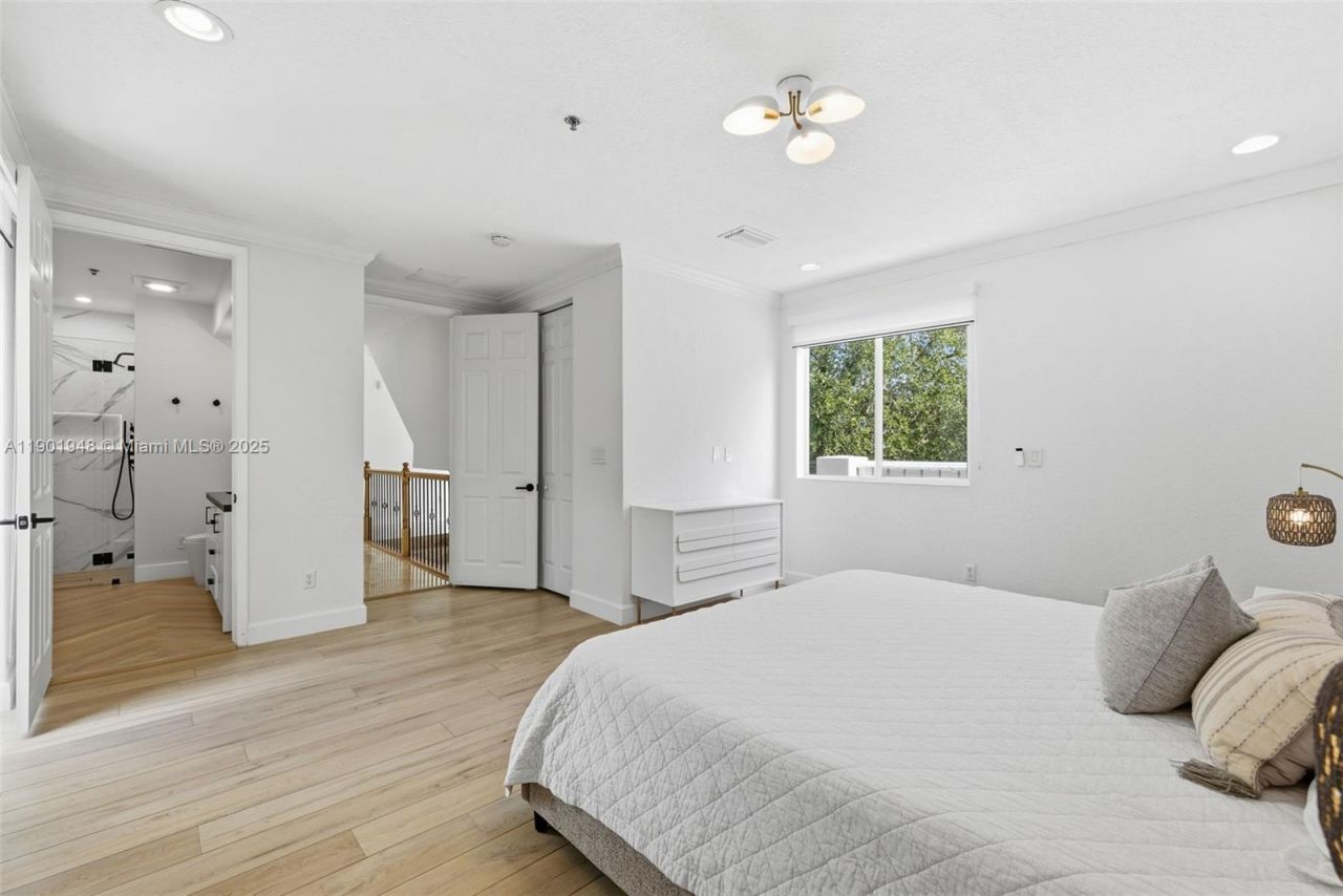 623 NE 11th Ave, Fort Lauderdale, FL 33304 Photo