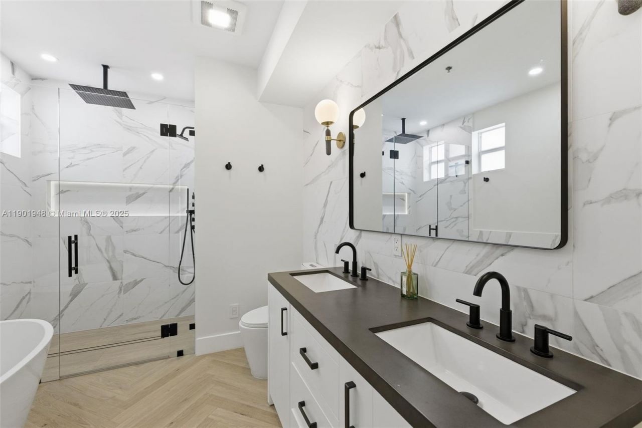 623 NE 11th Ave, Fort Lauderdale, FL 33304 Photo