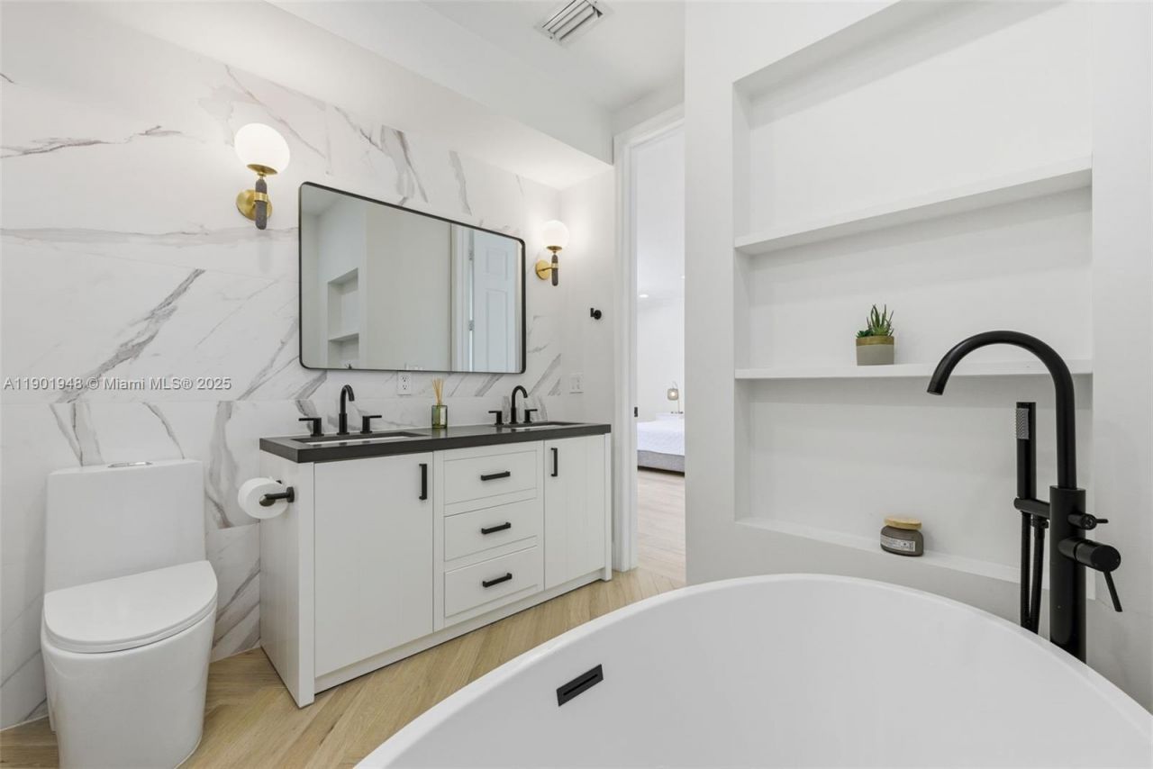 623 NE 11th Ave, Fort Lauderdale, FL 33304 Photo