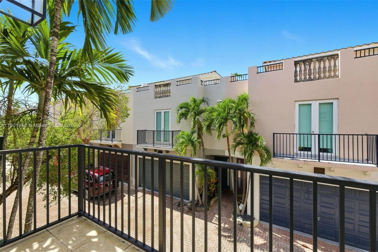 623 NE 11th Ave, Fort Lauderdale, FL 33304 Photo