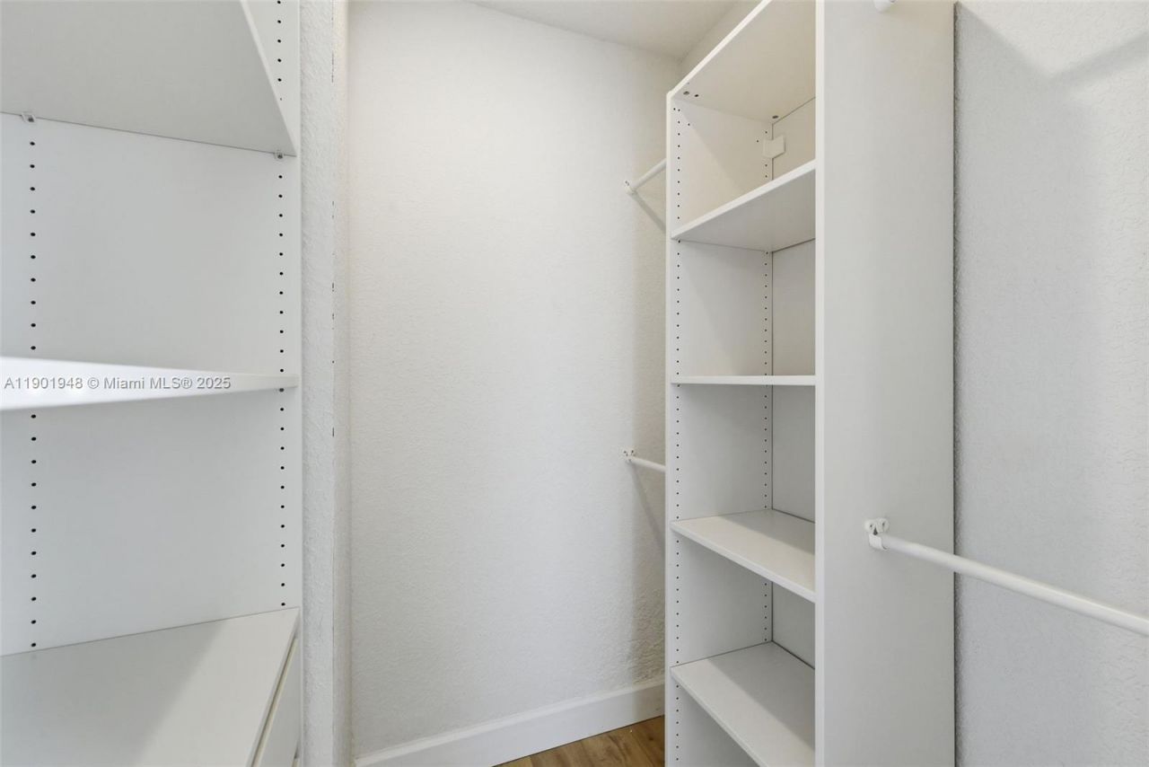 623 NE 11th Ave, Fort Lauderdale, FL 33304 Photo