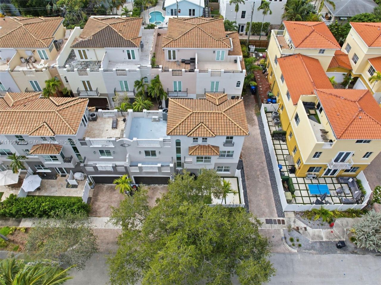 623 NE 11th Ave, Fort Lauderdale, FL 33304 Photo