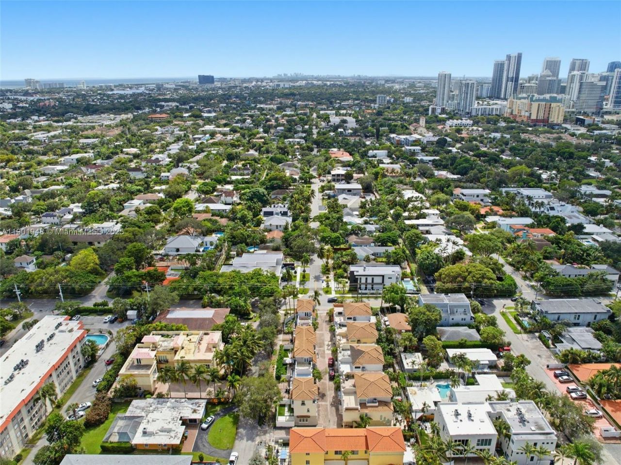 623 NE 11th Ave, Fort Lauderdale, FL 33304 Photo