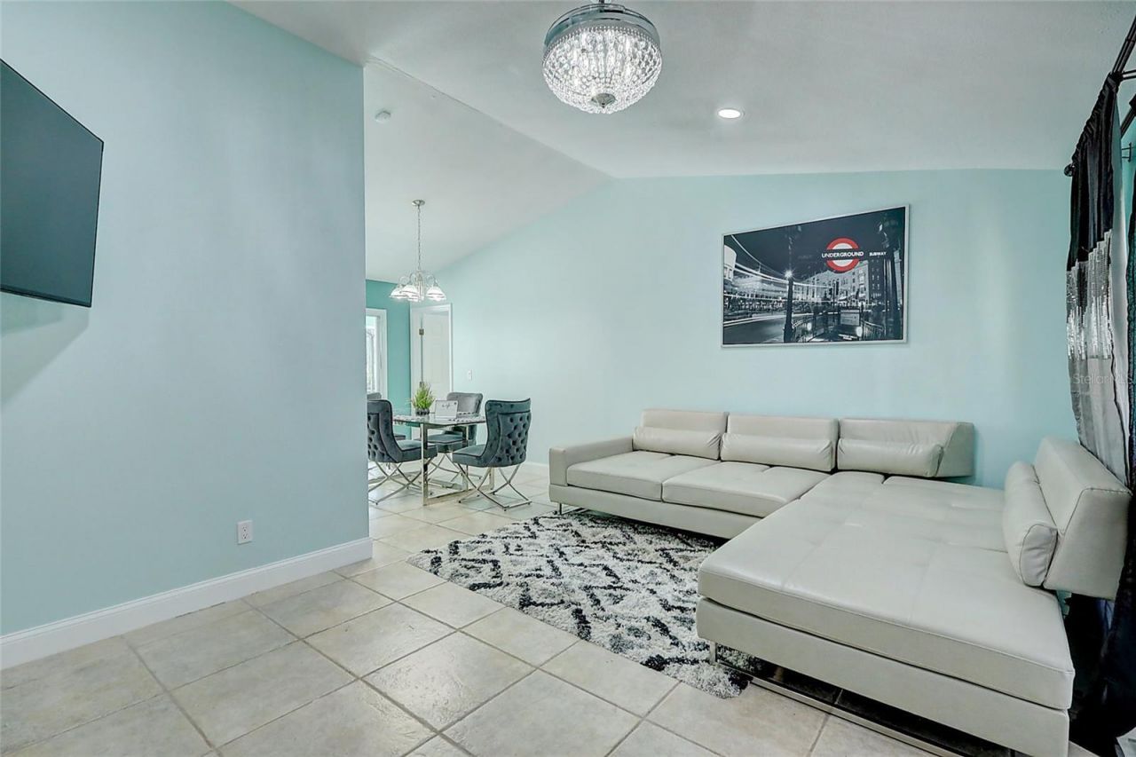 238 SW Grove Avenue, Port Saint Lucie, FL 34983 Photo