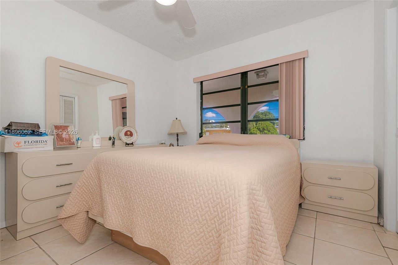 3920 W 3rd Ave, Hialeah, FL 33012 Photo