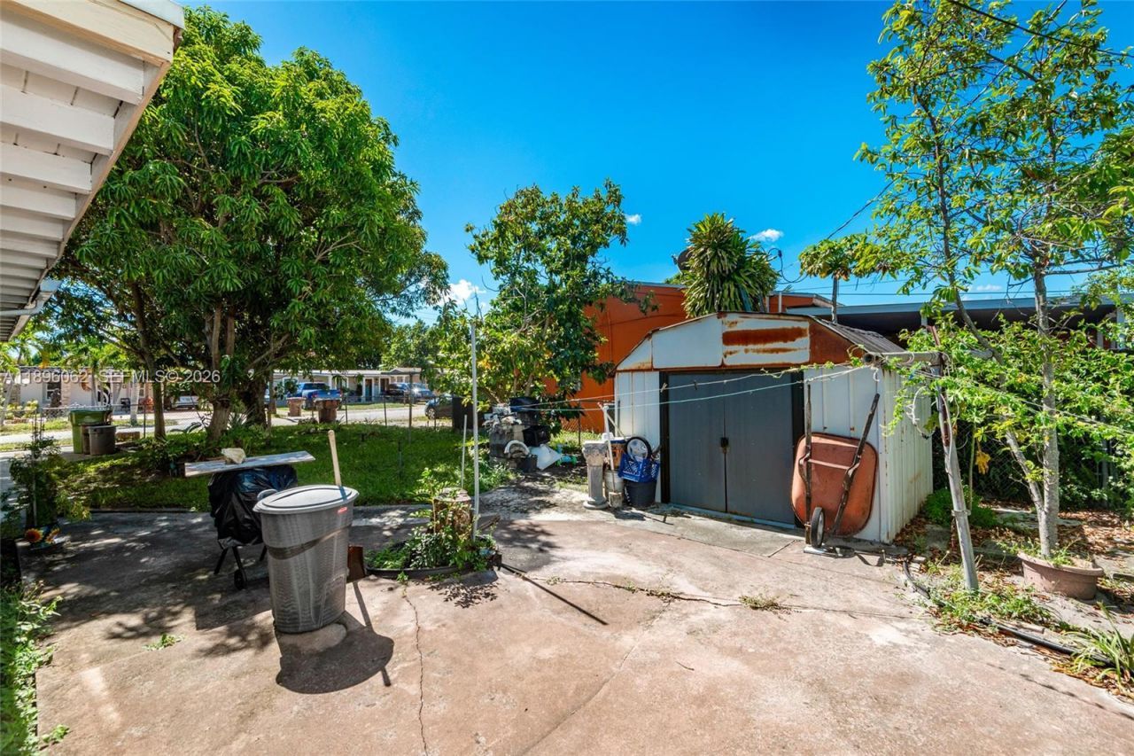 3920 W 3rd Ave, Hialeah, FL 33012 Photo