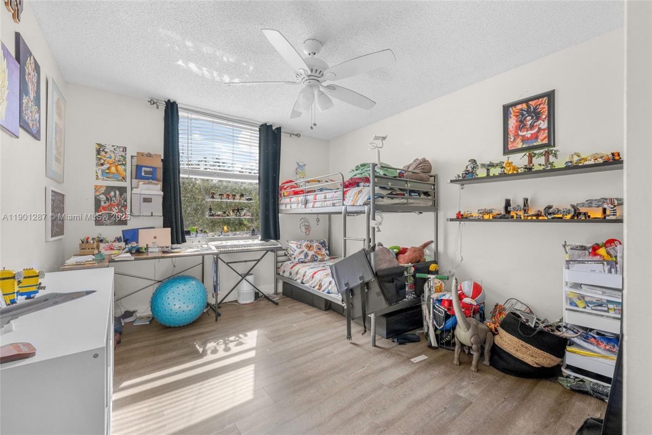 2731 Ocean Club Blvd, Unit 301, Hollywood, FL 33019 Photo