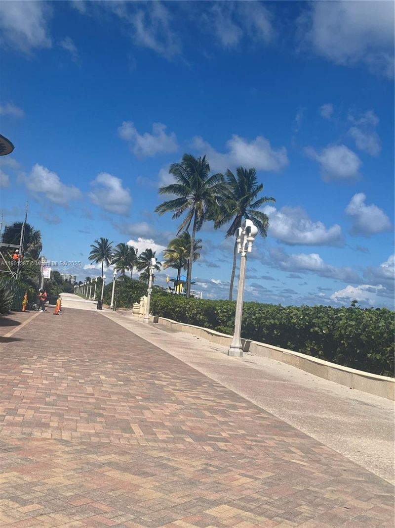 2731 Ocean Club Blvd, Unit 301, Hollywood, FL 33019 Photo