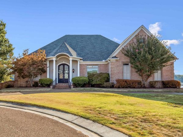 4024 LIGHTHOUSE CV, Lakeland, TN 38002