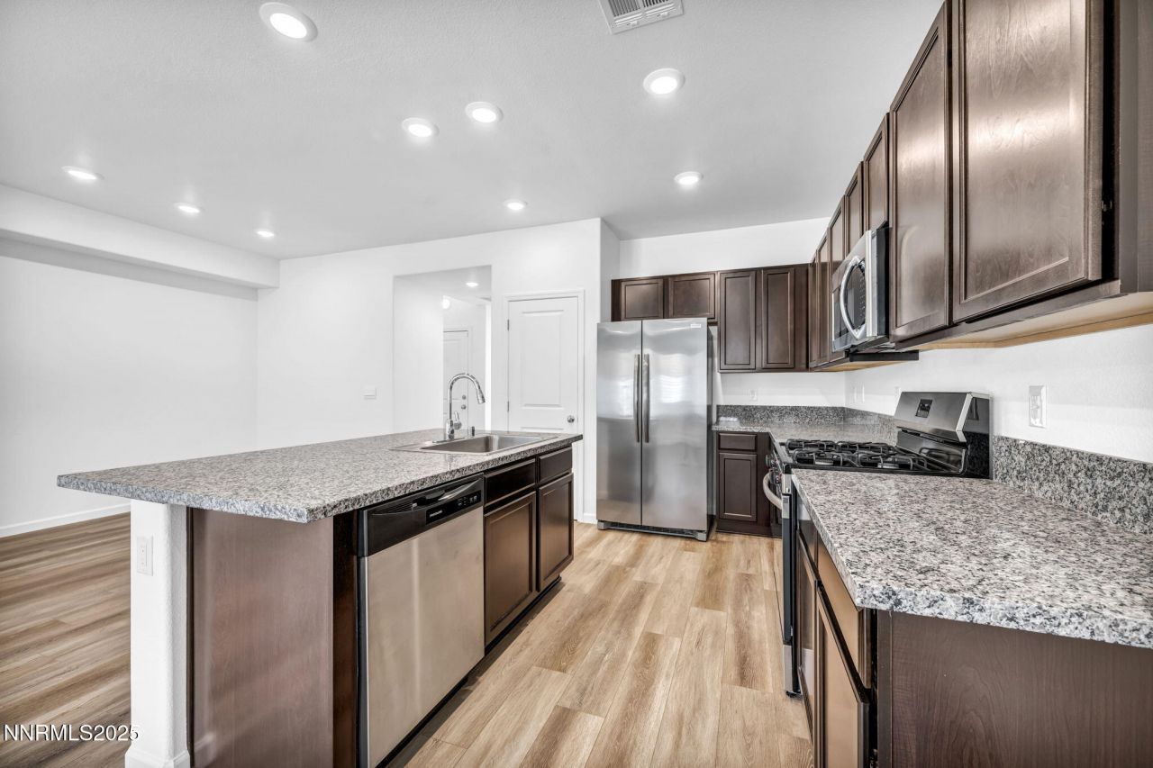 700 Kess Way, Reno, NV 89506 Photo