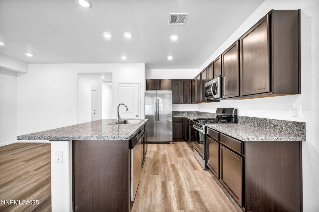 700 Kess Way, Reno, NV 89506 Photo