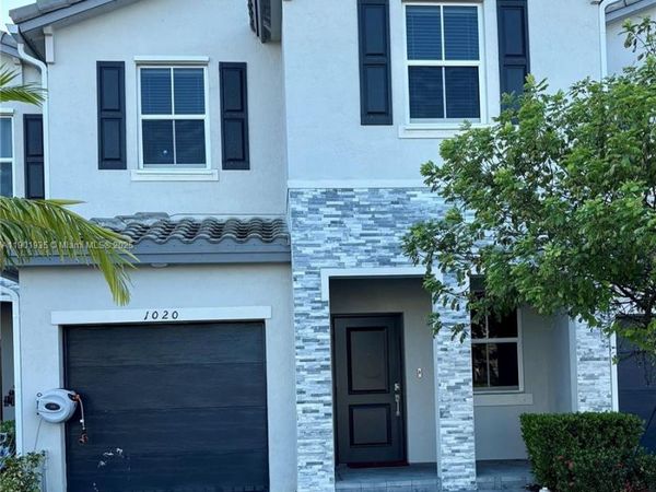 1020 SE 26th Ter, Homestead, FL 33035