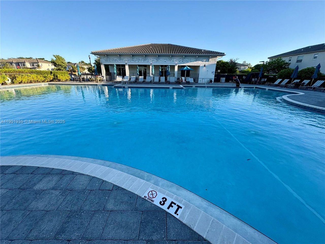 1020 SE 26th Ter, Homestead, FL 33035 Photo