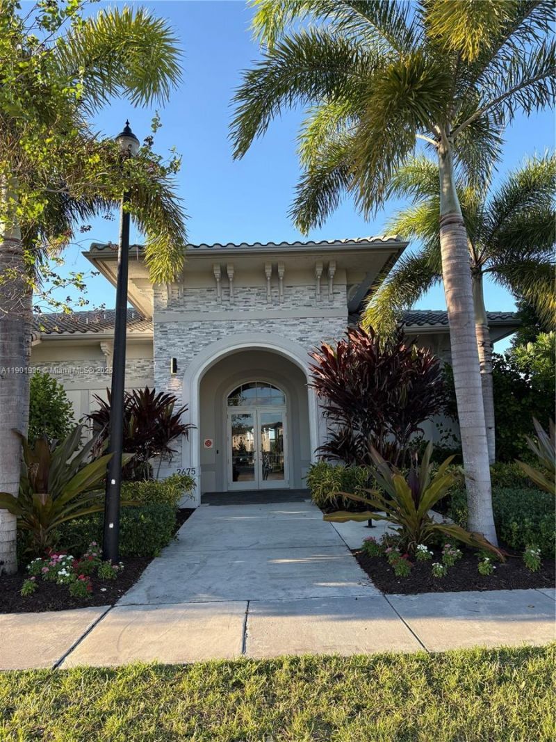 1020 SE 26th Ter, Homestead, FL 33035 Photo