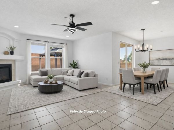 4762 Viento Del Norte, Santa Fe, NM 87507