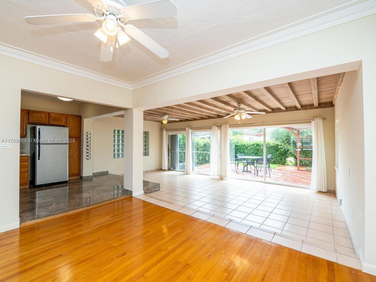 9441 Byron Ave, Surfside, FL 33154 Photo