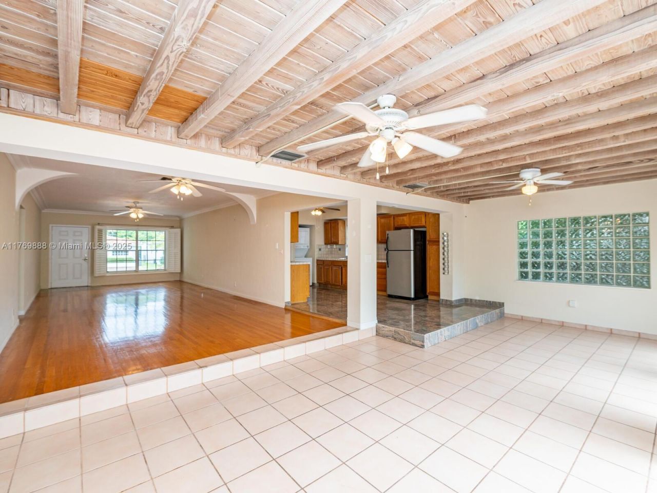 9441 Byron Ave, Surfside, FL 33154 Photo