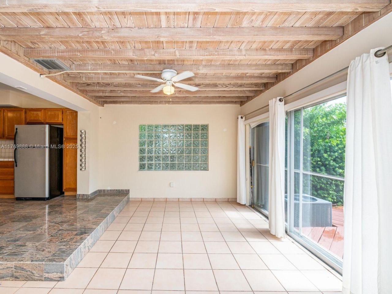 9441 Byron Ave, Surfside, FL 33154 Photo