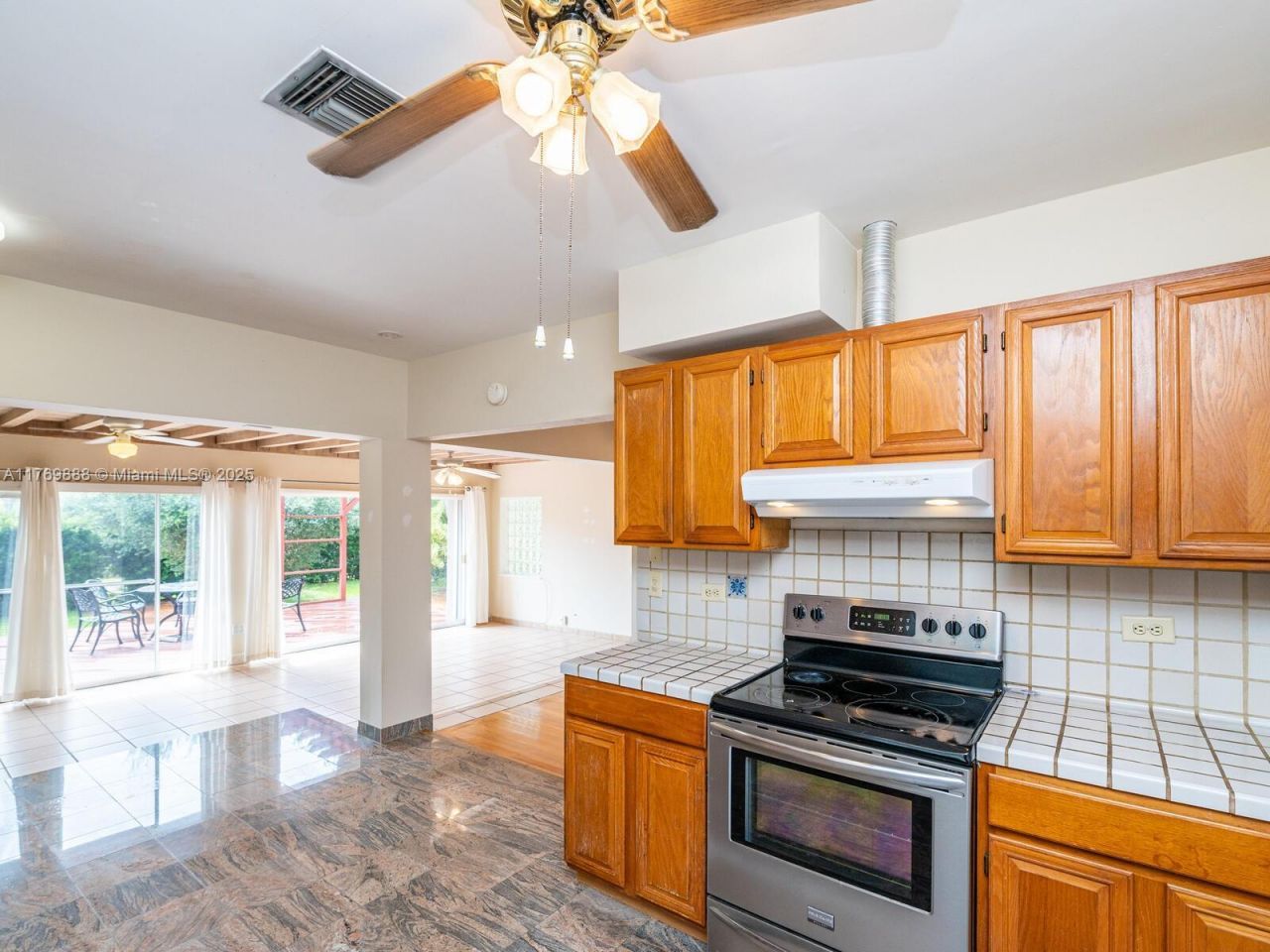 9441 Byron Ave, Surfside, FL 33154 Photo