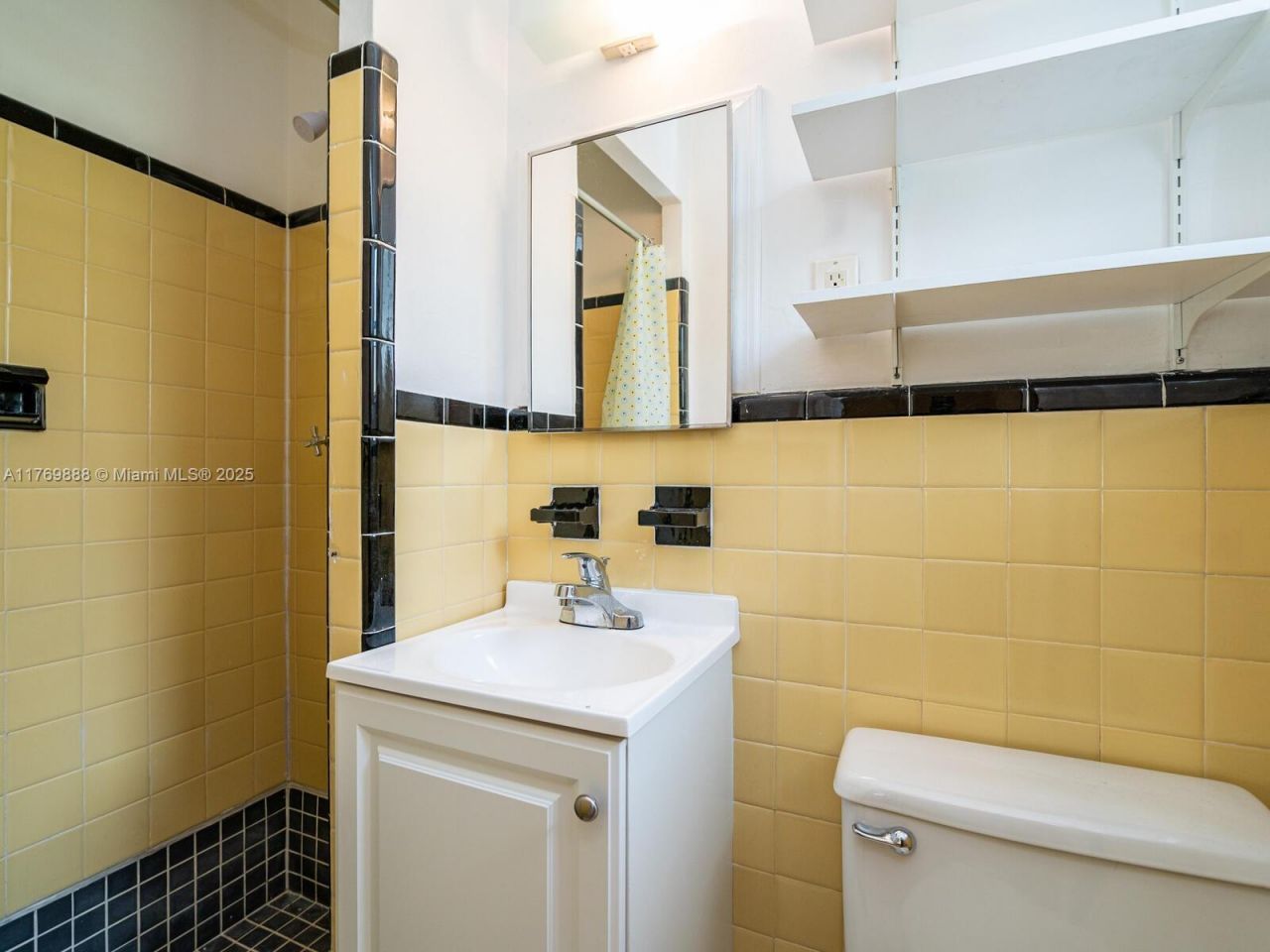 9441 Byron Ave, Surfside, FL 33154 Photo