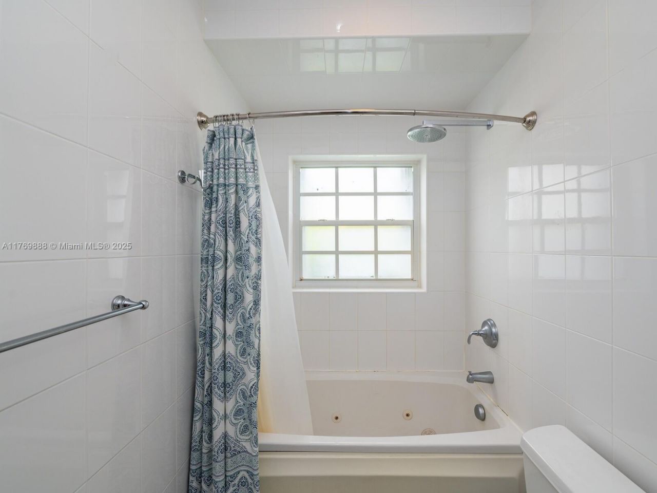 9441 Byron Ave, Surfside, FL 33154 Photo