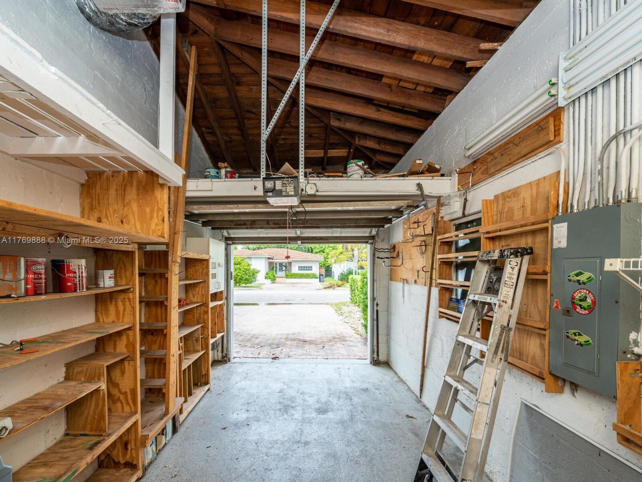 9441 Byron Ave, Surfside, FL 33154 Photo