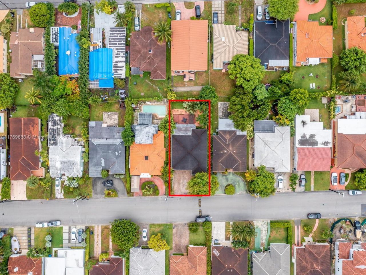 9441 Byron Ave, Surfside, FL 33154 Photo