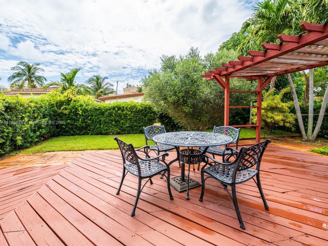 9441 Byron Ave, Surfside, FL 33154 Photo