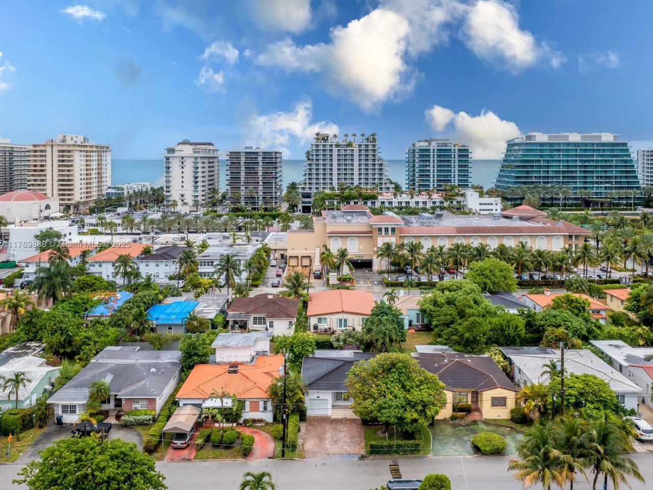 9441 Byron Ave, Surfside, FL 33154 Photo